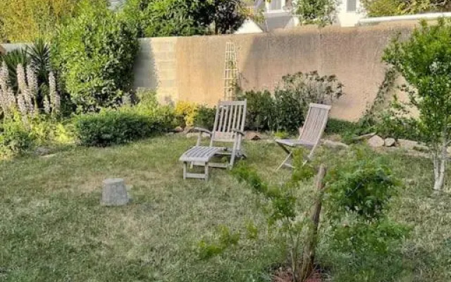 Maison rénovée + jardin - à 5 minutes du port