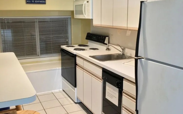 Riviera Resorts & Suites