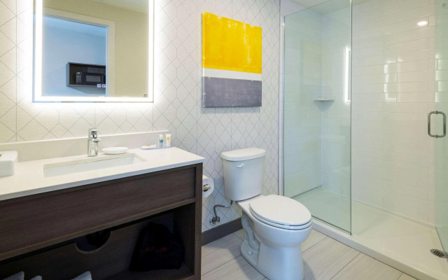 Comfort Inn and Suites