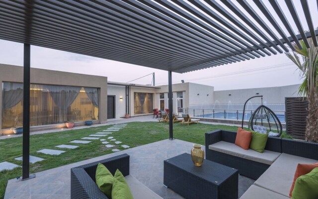 Antola Resort Thomama