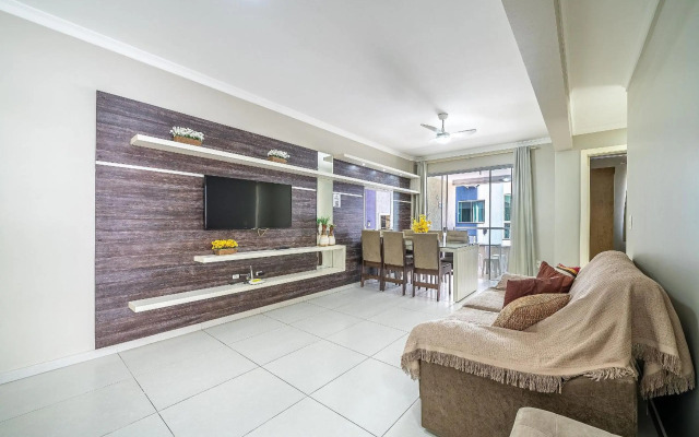 052 - Ótimo Custo Benefício na praia de Bombas