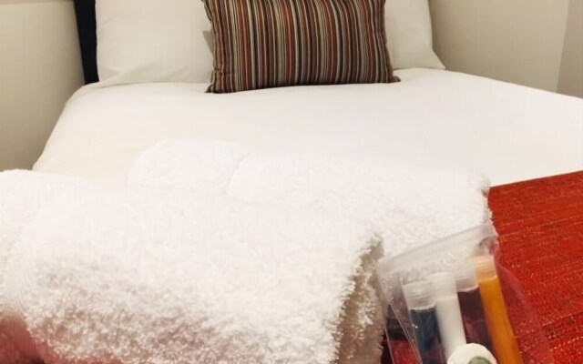 Crown Street House Serviced Apartments by Saffatel