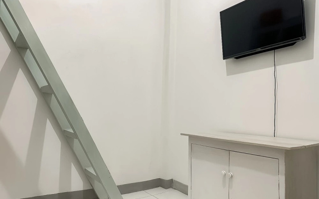 RedDoorz Syariah @ Obelix Cirebon – Guest Rooms – Cirebon