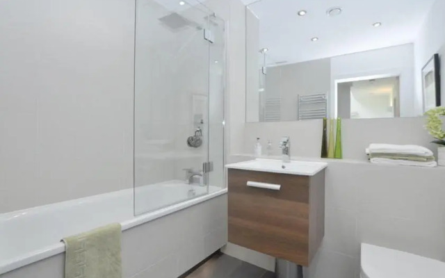 Luxury 4 bed home in Islington