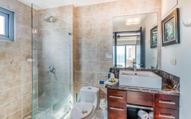 Elegant Beachfront Condo at Diamonte del Sol - 801s by RedAwning