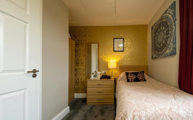 Brockley Hall Hotel