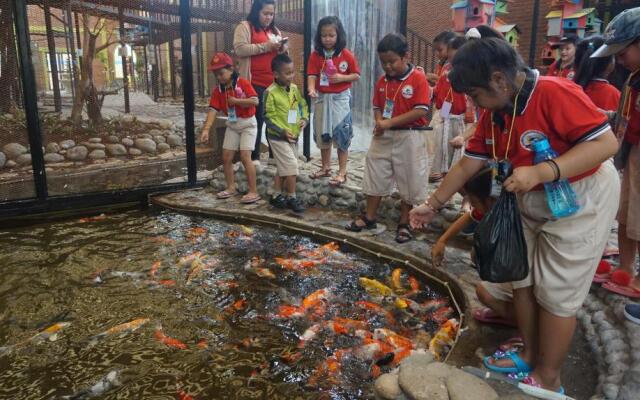 River Walk Urban Camping House