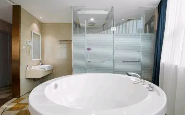 Xibei Hotel (Yongkang West Station Baolong Square Pedestrian Street)