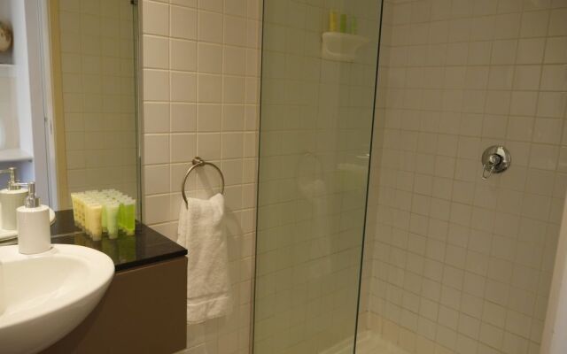 Corporate Stayz at Collins