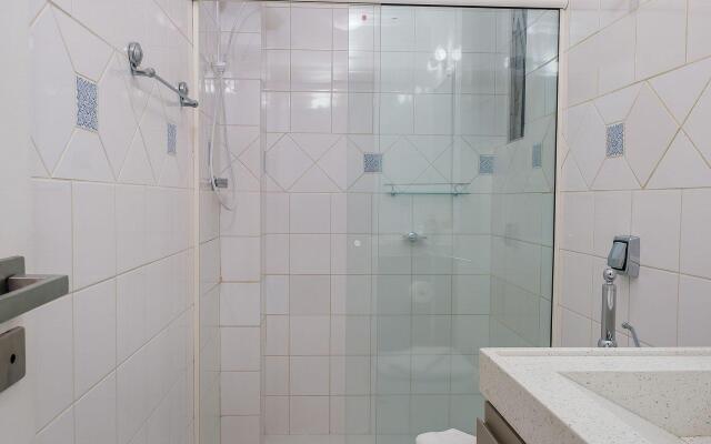 Lindo apto no Centro de Floripa ESO404