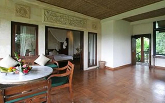 Sayan Terrace Resort