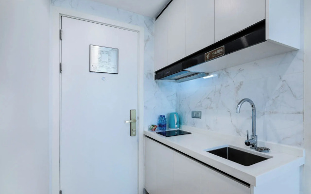 Golden Central Serviced Residence Shenzhen (Upper Hills)
