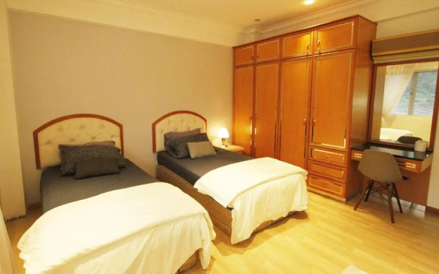 Selesa Hillhomes & Golf Resort