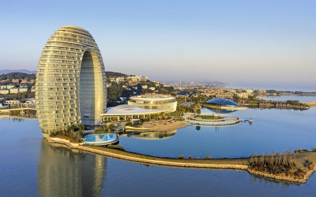 Sheraton Huzhou Taihu Lake Hot Spring Resort & Spa