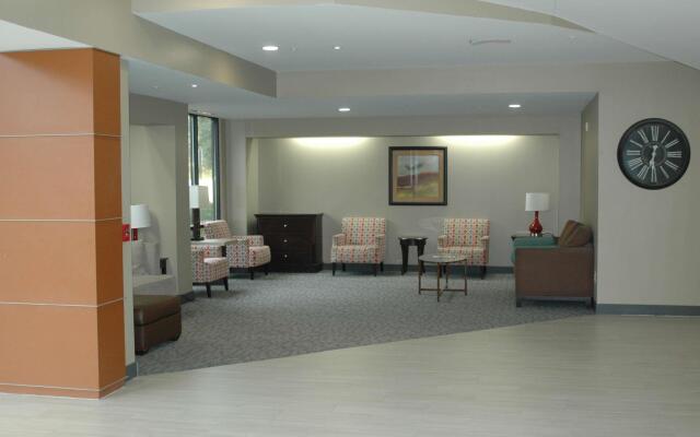 Best Western Plus Augusta North Inn & Suites