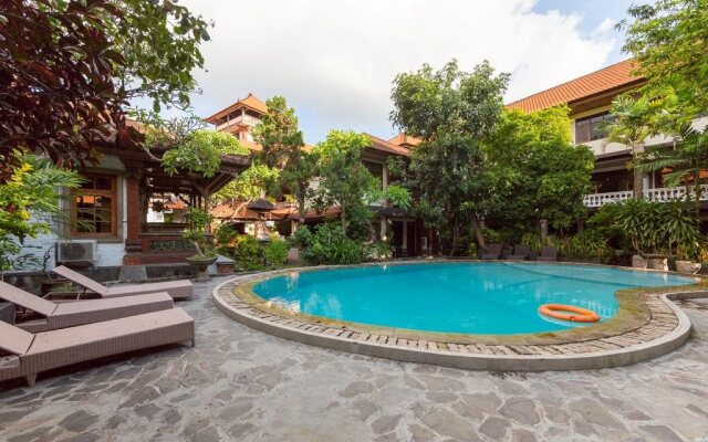 Simpang Inn