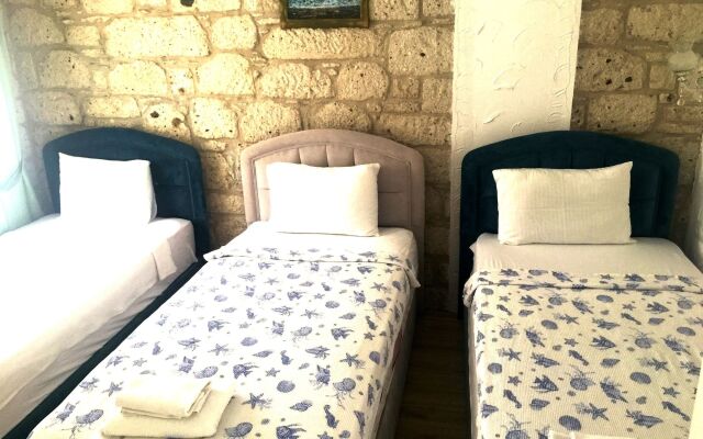 Alacati Eldoris Otel