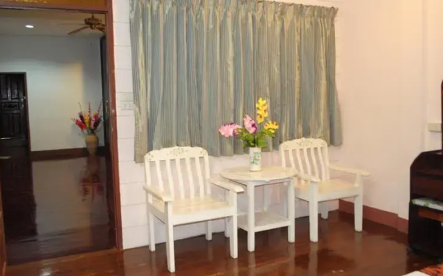 Chiangmai Ayo House