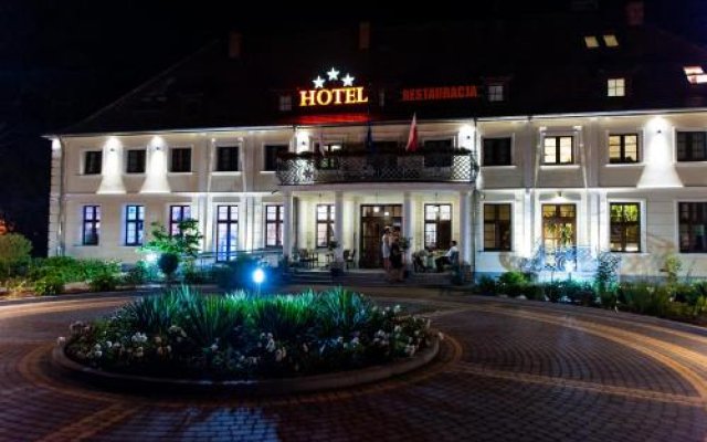 Hotel i Restauracja Świętoborzec