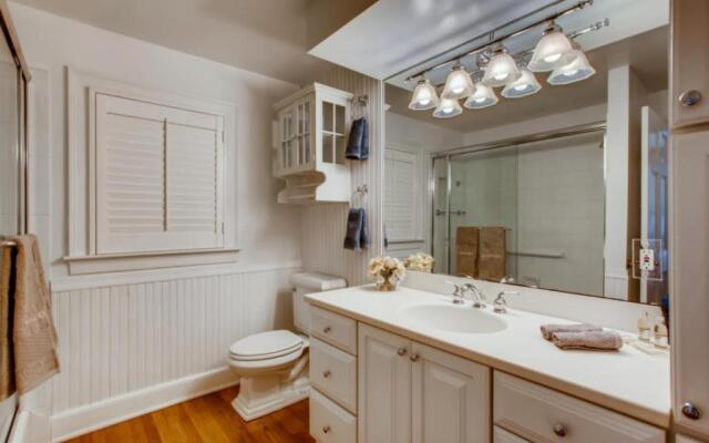 Villa Dolce Vita 4bd 4ba Private Pool and Parking