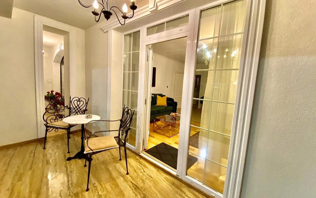SaraDa Boutique Luxury Apartment