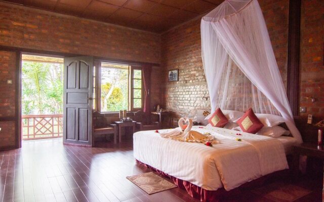 Riverside @ Hsipaw Resort