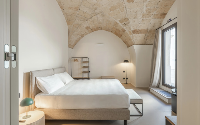 ARCO VECCHIO URBAN SUITE by EPOCA COLLECTION