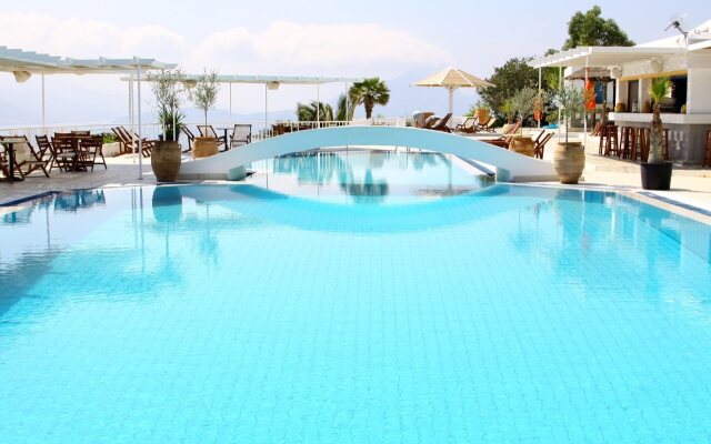 Aegialis Hotel & Spa