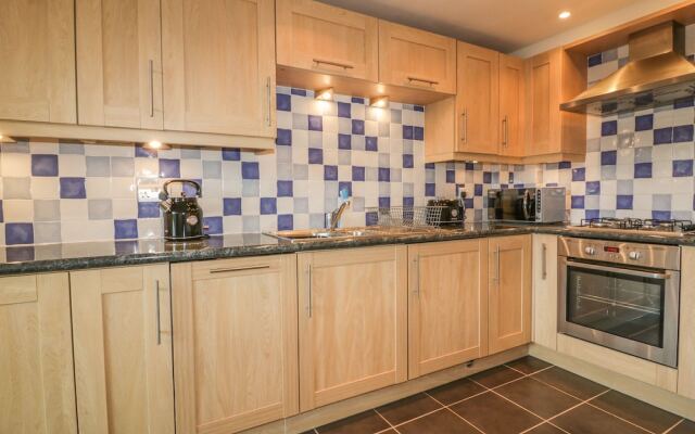 46 Brunel Quays