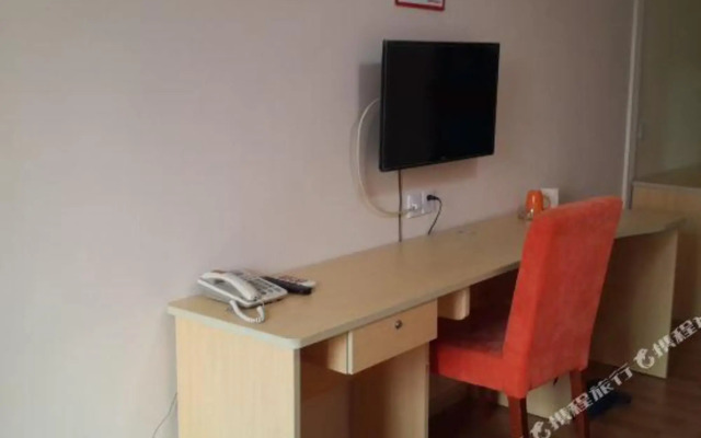 Sleep 99 Chain Hotel (Shenzhen Longcheng Square)