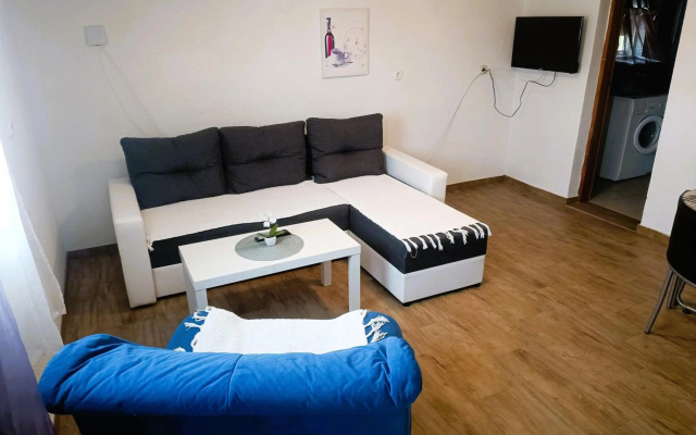 New! Apartments Babic only 50 meters from the sea