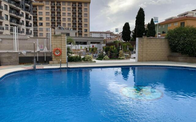 Snug apartment in Fuengirola with solarium