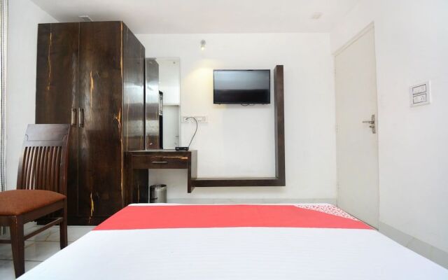 Oyo 30999 Hotel Vaishno