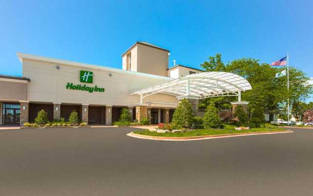 Holiday Inn Executive Center-Columbia Mall, an IHG Hotel