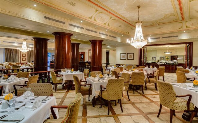 The Edward Hotel
