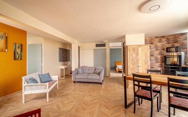 T3 - L' Anaxa - 65m² - champ fleuri, 2 chambres.