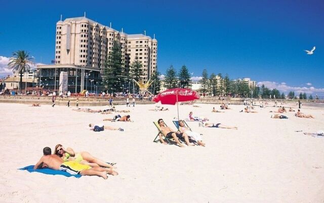 Glenelg Holiday Apartments