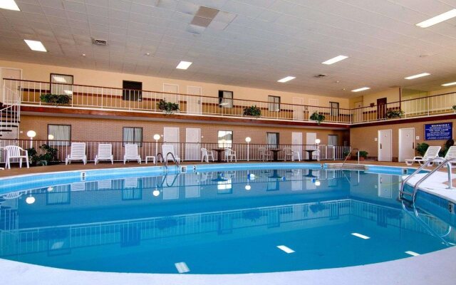 Knights Inn & Suites Emporia