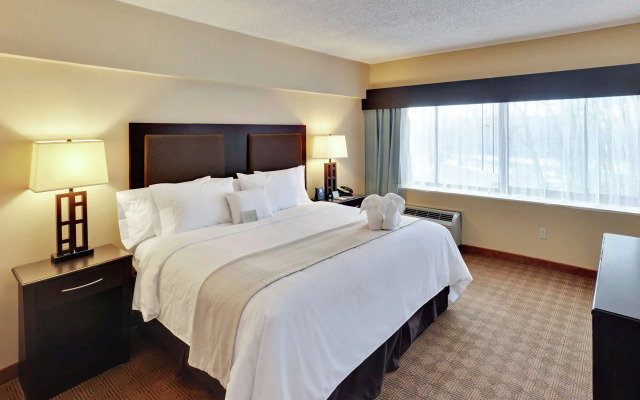 DoubleTree by Hilton Tinton Falls - Eatontown
