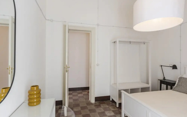 Urban Garden Apartment