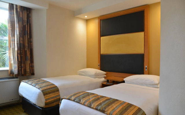 Road Lodge Sandton Grayston Drive