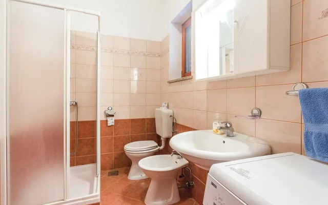 Awesome Home in Barban-rebici With Wifi and 2 Bedrooms