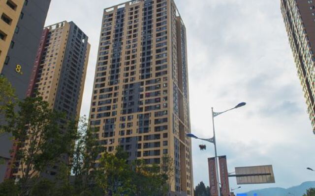 Ease Hotel (Kunming high tech Zone store)