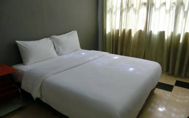 OYO 1230 Zen Zeng Budget Hotel