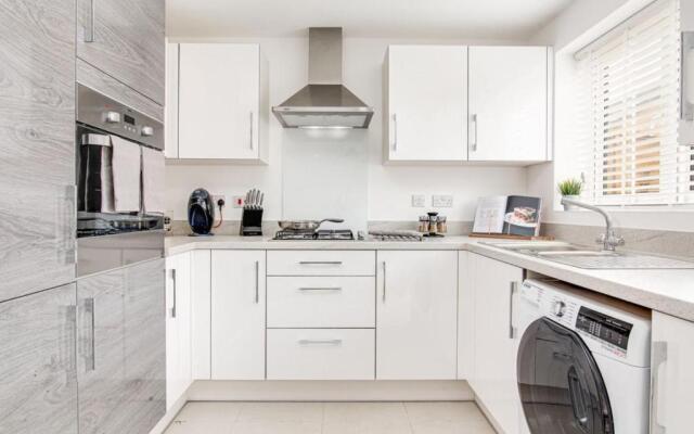 Moda Stays - Mull Croft House