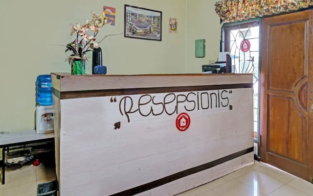 OYO 92431 Grand Bintang Guest House