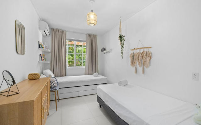 NEW 4br3ba Villa Near Eagle Beach w Private Pool