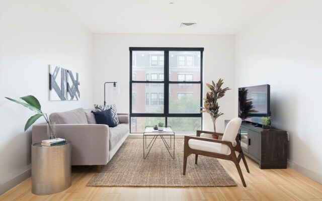 Bright Seaport Suites by Sonder