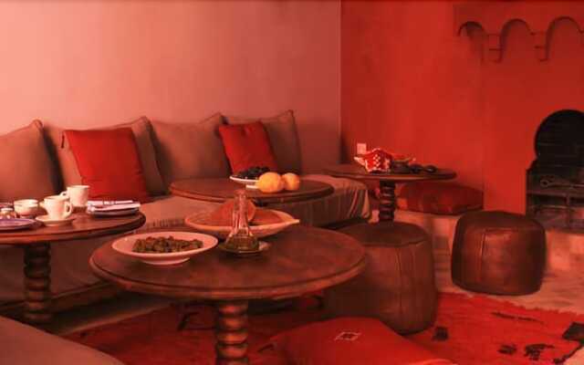 Riad Honey