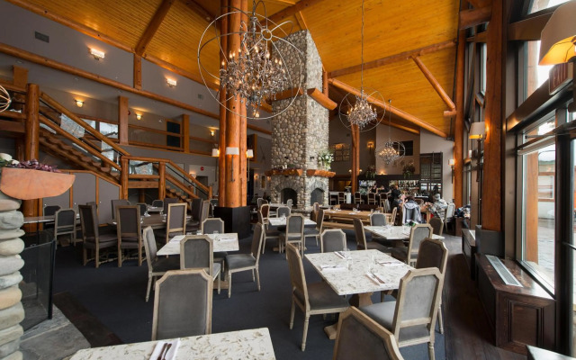 Lizard Creek Lodge